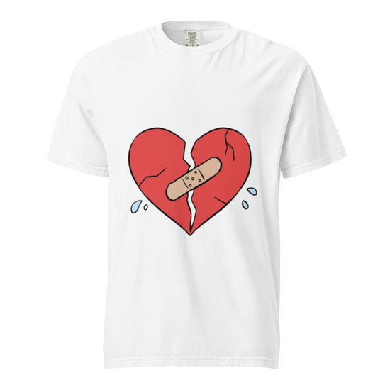 BROKEN HEART Unisex Graphic T-Shirt